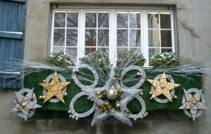NOEL au balcon argent et dore